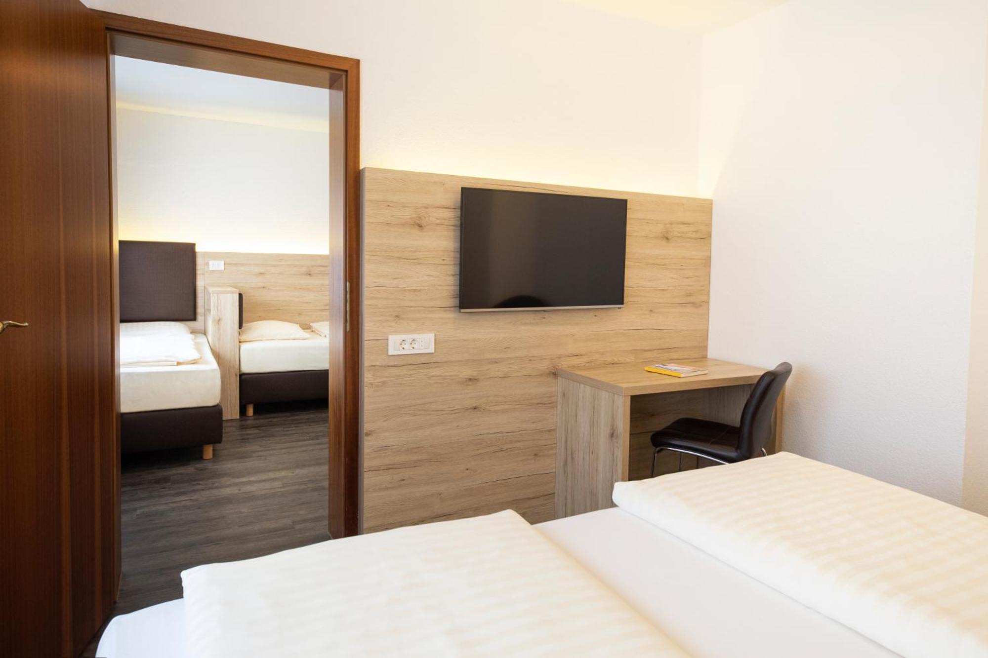 Roomingtons Lueneburger Heide Ходенхаген Экстерьер фото